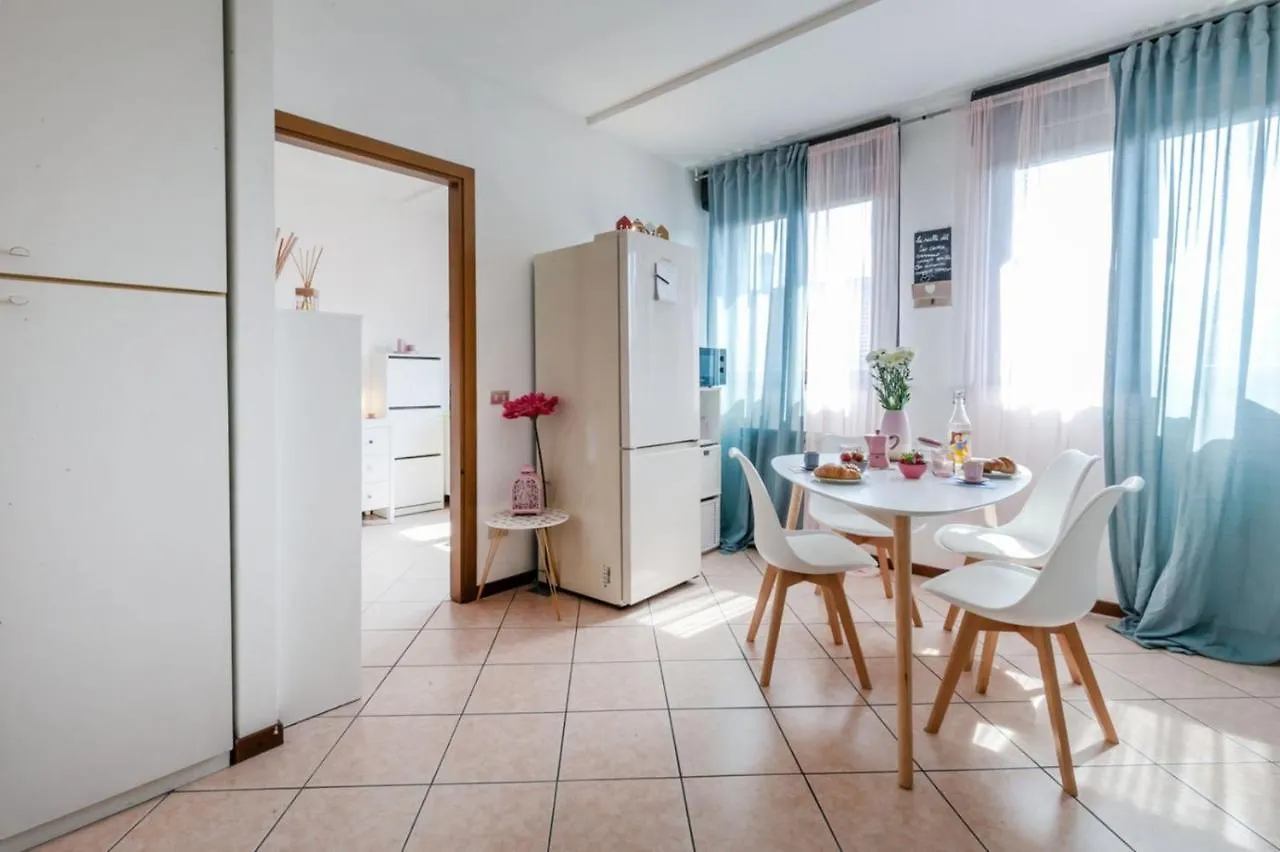 Apartment Maison La Belle Milan